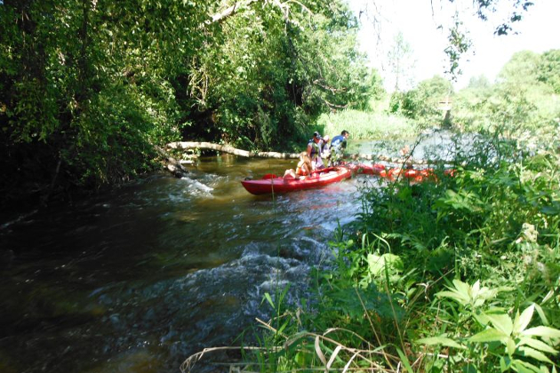 LIUTONIŲ BAIDARIŲ CENTRAS -  baidarių nuoma plaukimui Strėvos upe, apgyvendinimas Degučių kaimo turizmo sodyboje